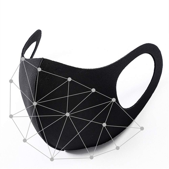 10 washable and reusable stretchy 3D face masks - Picture 2 of 6